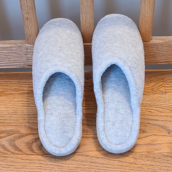 Isotoner slippers - Picture 5 of 6